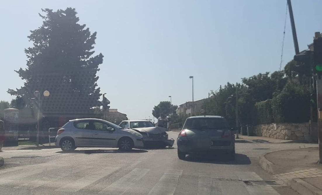 Prometna u Kaštel Sućurcu, policija regulira promet