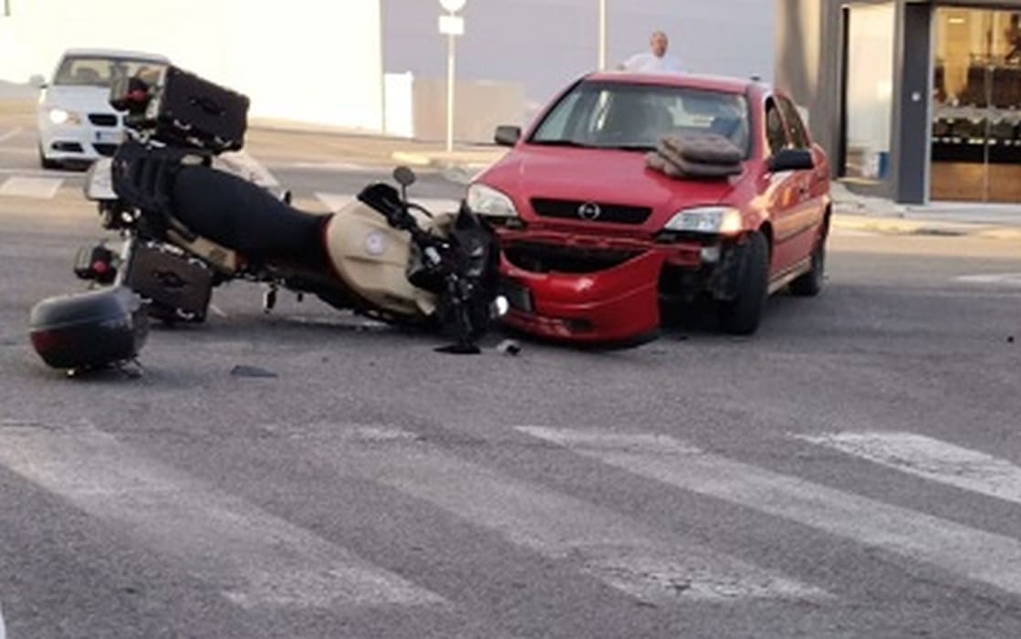 Oboren motociklist, hitno prebačen u splitsku bolnicu