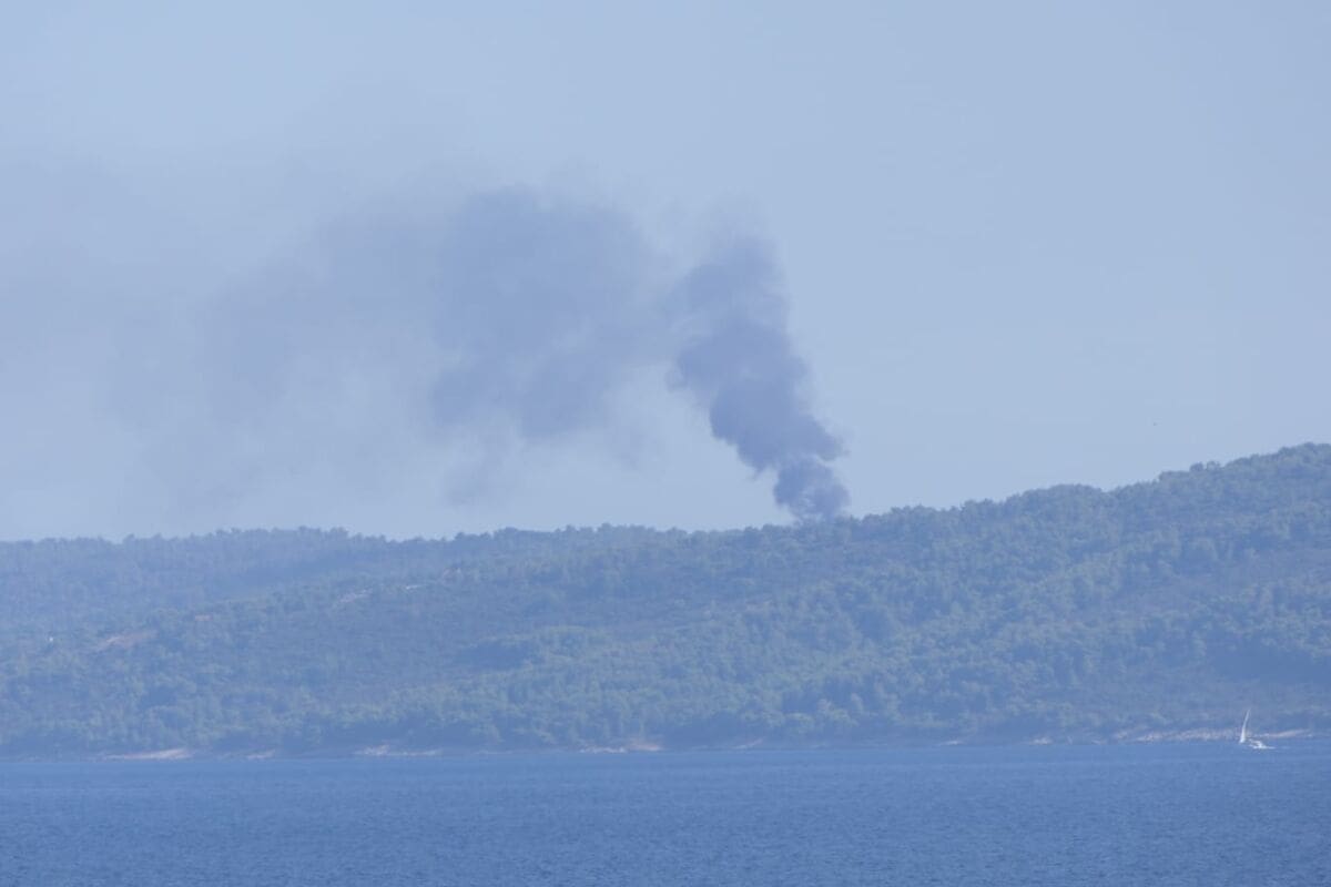 VIDEO GUSTI DIM NAD ŠOLTOM Zapalio se deponij, požar pod kontrolom