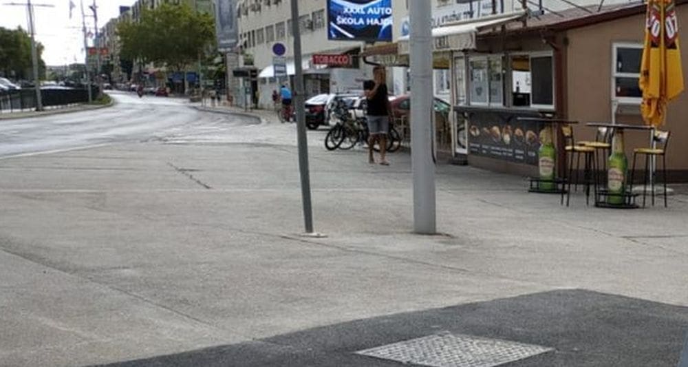 FOTO U Splitu nelogično postavljen semafor