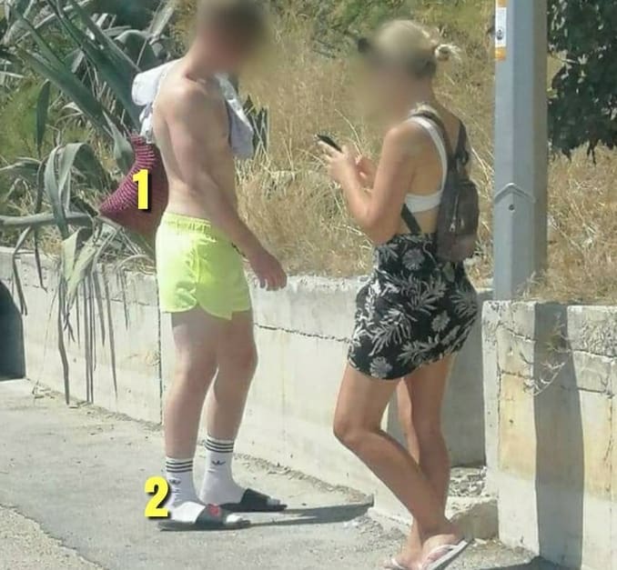 "Kontracepcija u dva poteza": Fotografija para u Dalmaciji postala hit na društvenim mrežama