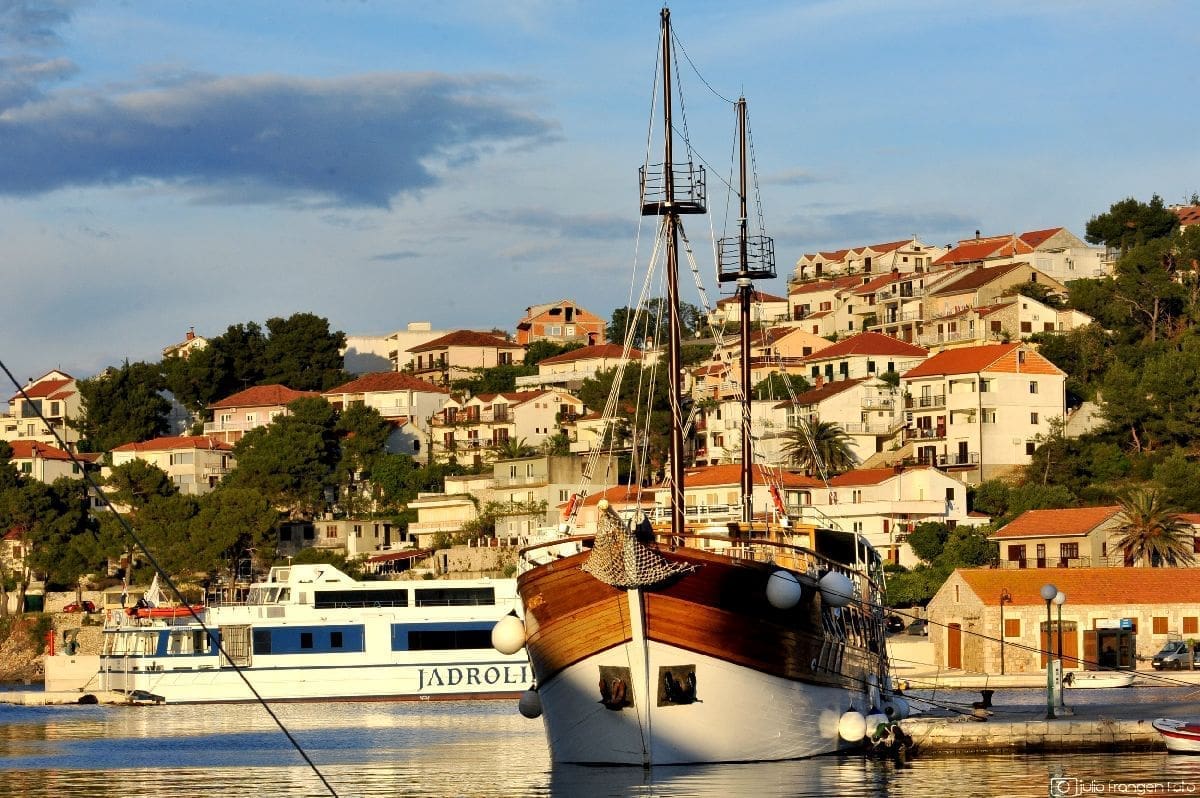 Umjesto tradicionalne jelšanske Fešta vina – Dani hvarskih vina!