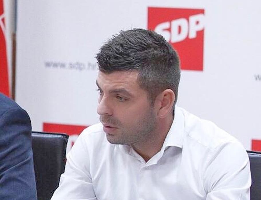 Istaknuti splitski SDP-ovac: "Stranka već duže vrijeme 'vegetira', pojedinci po svaku cijenu žele ostati generali nakon izgubljenih bitki"