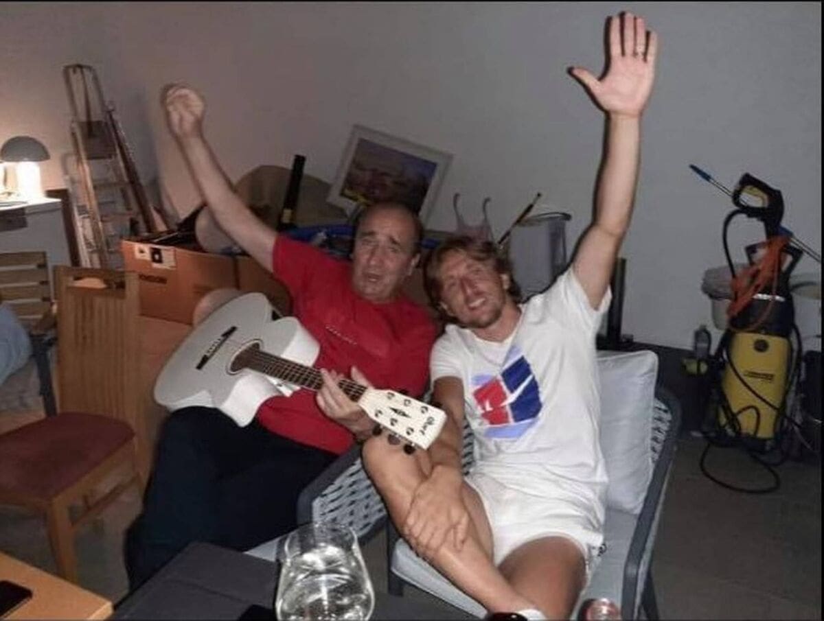 Modrić i Grdović se zabavljali u Zadru: "Do dva ujutro smo se veselili. Nazvali smo i Vrsaljka"