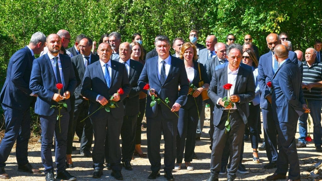 Milanović sudjelovao na komemoraciji u Plavnom i Gruborima: "Hrvati i Srbi su dvije najsličnije nacije"