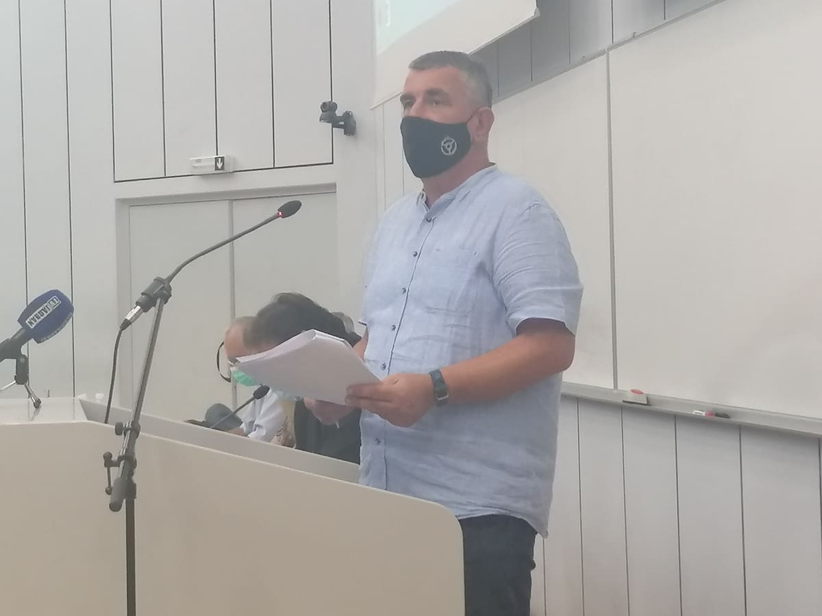 MIRO BULJ: "Licemjerno je prozivati mlade i ugostitelje u ovoj situaciji u kojoj se sada nalazimo"