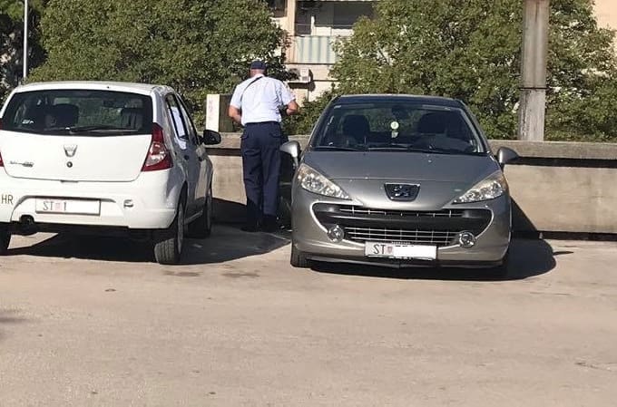 Splitski prometni redari našli način kako doskočiti vozačima koji parkiraju na autobusnim ugibalištima
