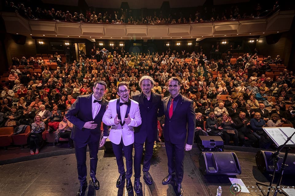 ZASIGURNO ĆE OSVOJITI PUBLIKU 4 Tenora nastupaju pod zvjezdanim nebom Ljetne pozornice u Opatiji