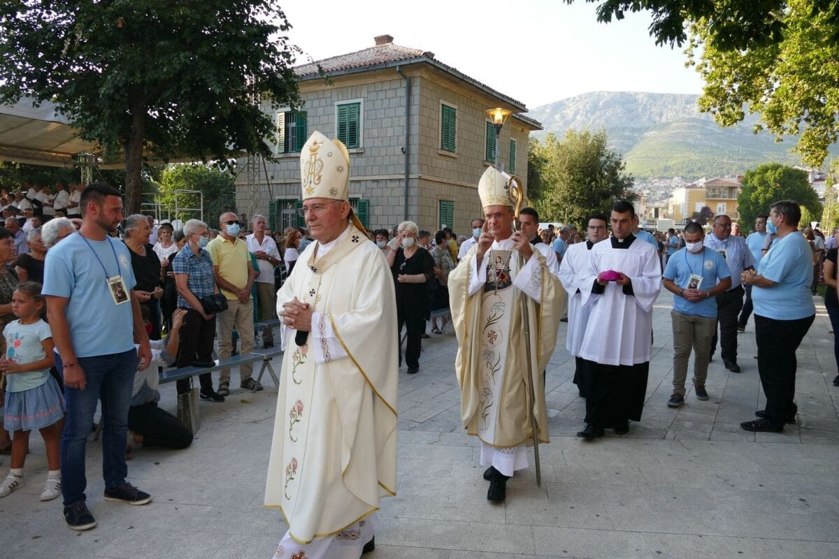 Novi splitski nadbiskup koadjutor: "Mi Hrvati smo uglađeni na vani, a iznutra agresivni i grubi"
