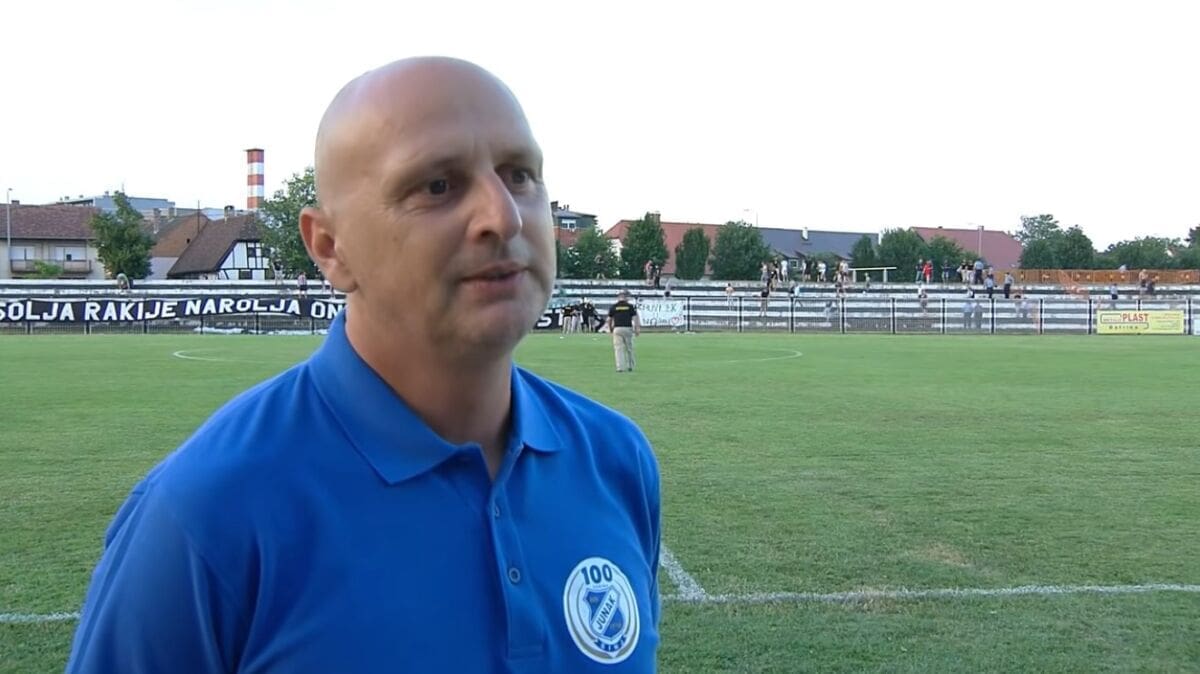 JUNAK OSTAO BEZ TRENERA Ostavka Stipe Grčića