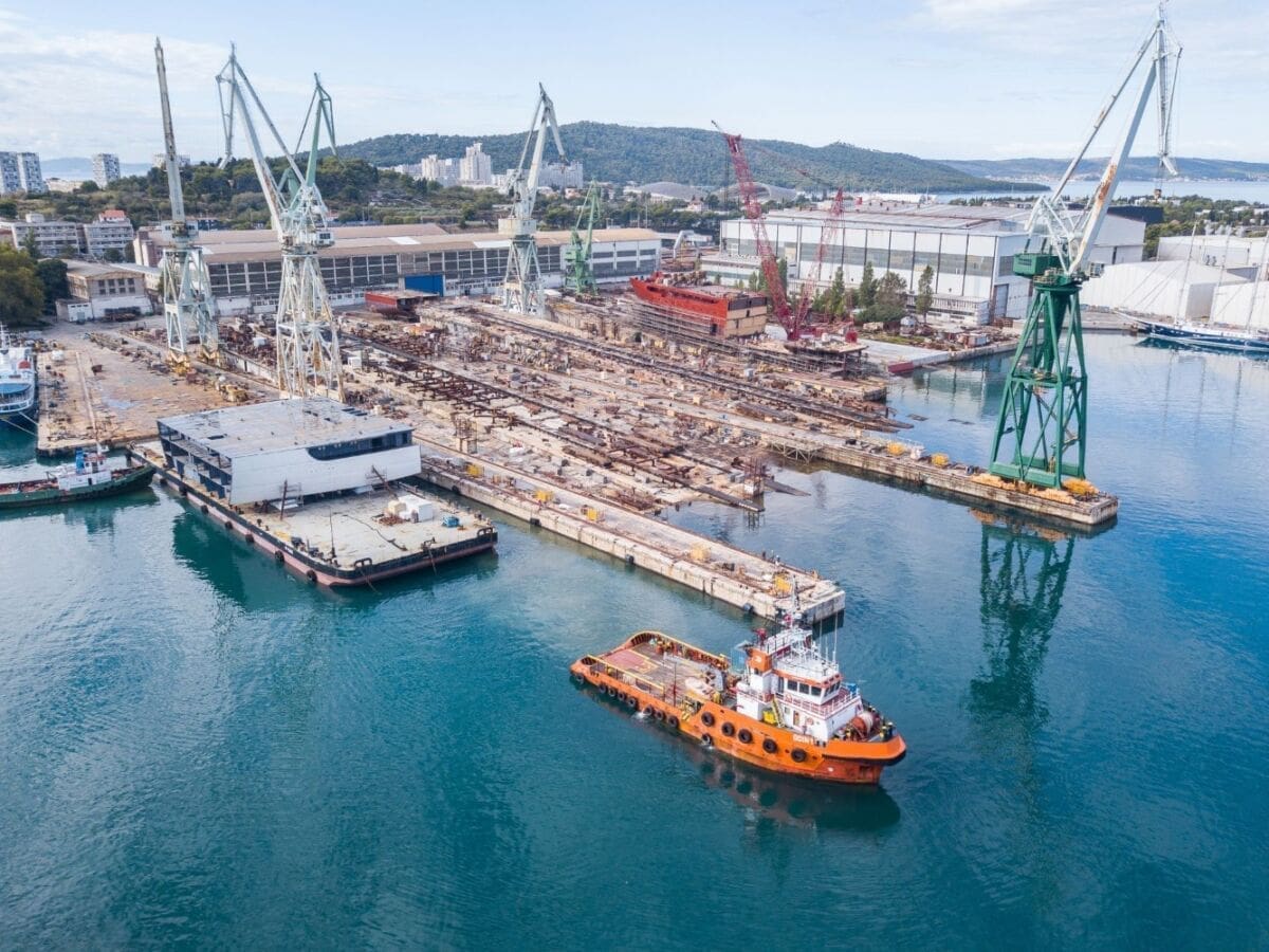 TUGA U SPLITSKOM ŠKVERU Umro osnivač DIV grupe, od njega se oprostili biranim riječima