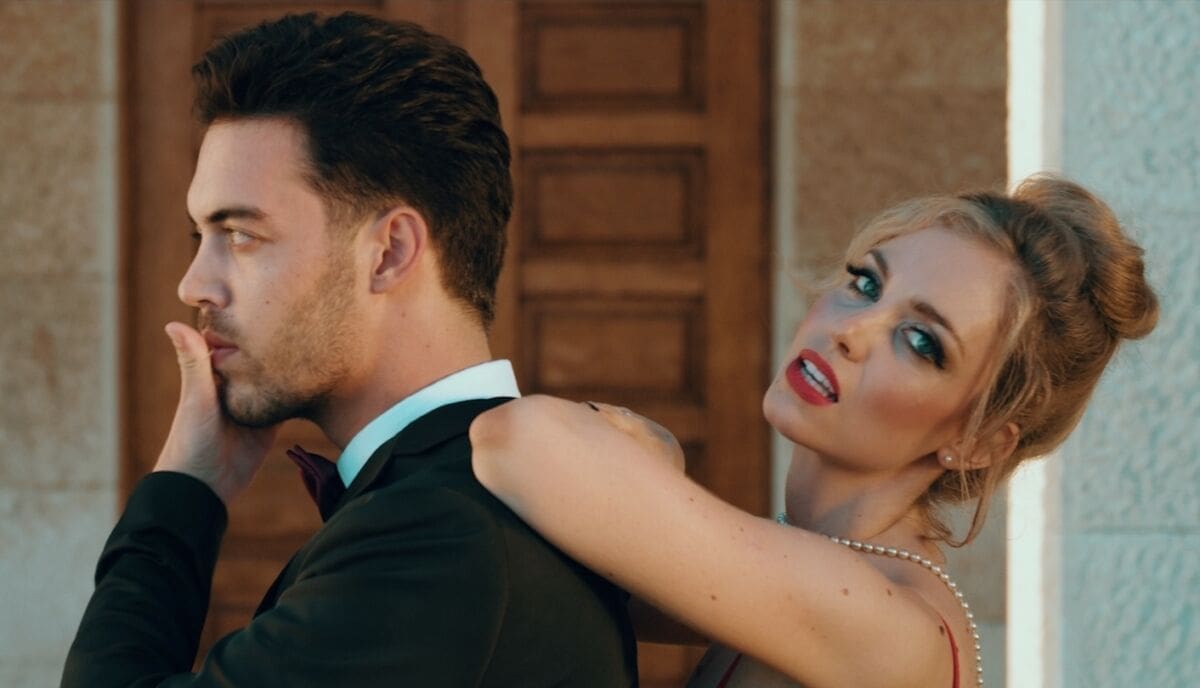 Hana Huljić se u novoj pjesmi "Superman" izruguje muškoj samodopadnosti