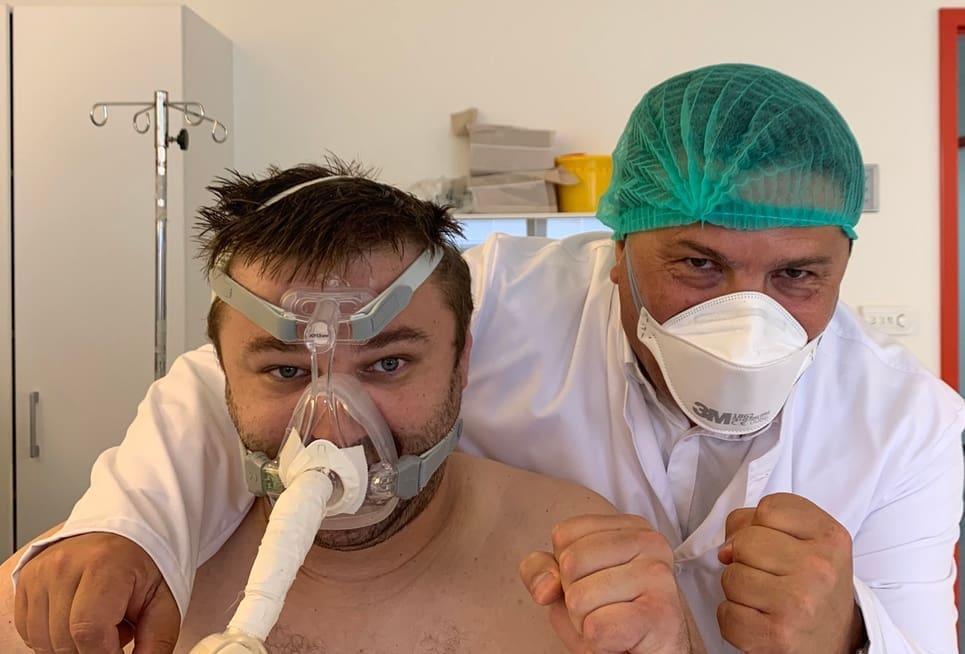 Od koronavirusa preminuo liječnik (37) iz BiH koji je radio s najtežim pacijentima: "Spasio je brojne živote, ali svoju bitku je izgubio"