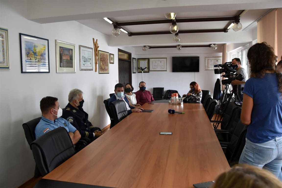 policajac_kastela(1)