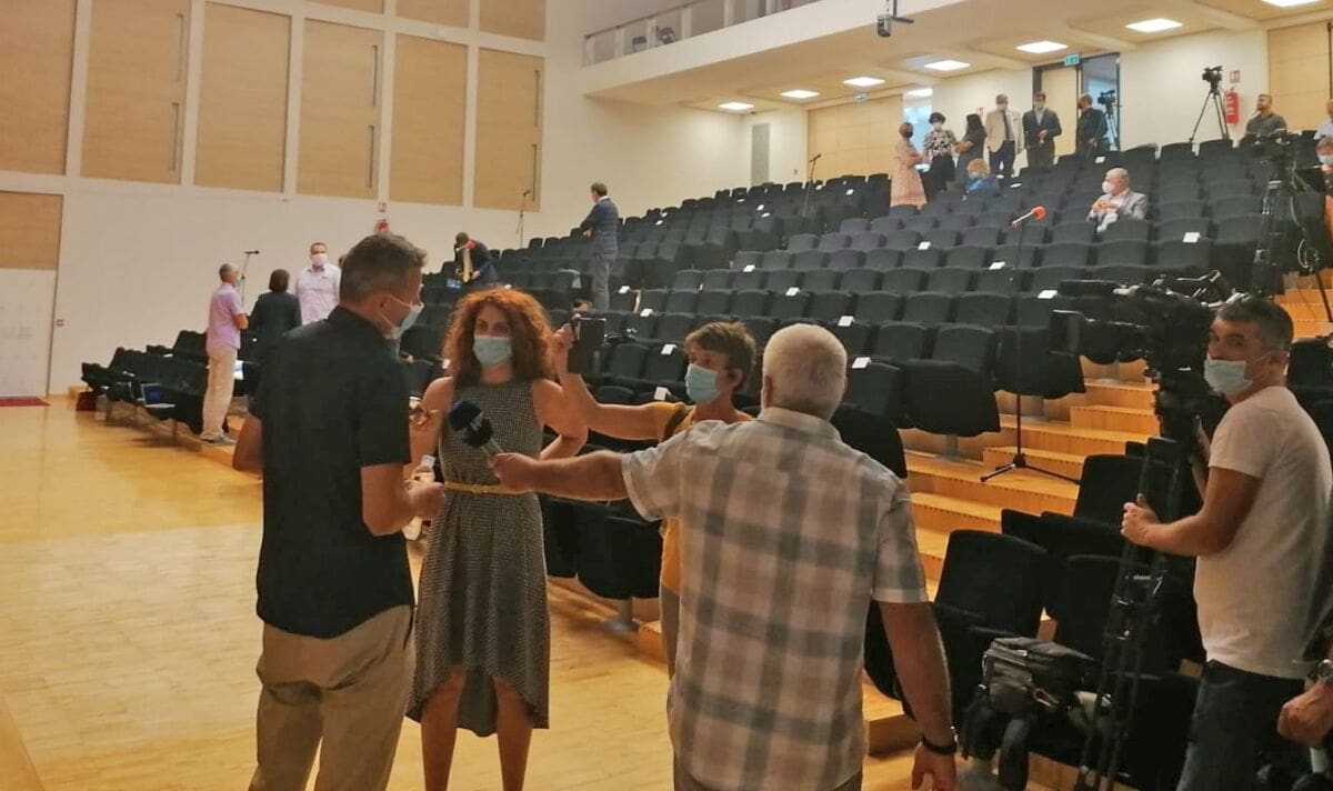 ODGOĐENA SJEDNICA SPLITSKOG GRADSKOG VIJEĆA! Nakon odlaska Kerumovih vijećnika - pao kvorum