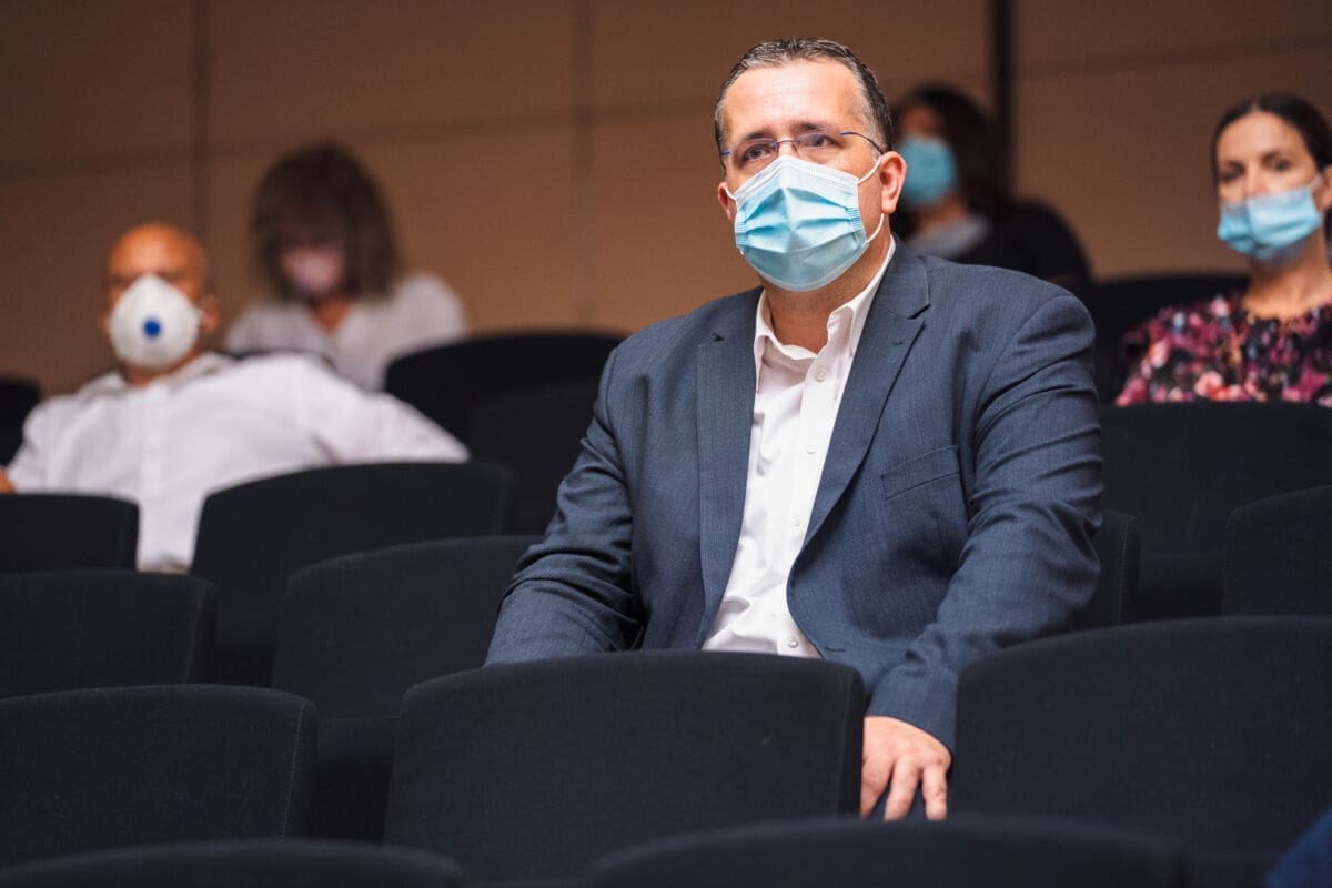 BIO JE JEDINI SDP-ovac NA SJEDNICI GV Goran Kotur: "Držao sam se, vjerujem uspješno, one slavne poruke: računajte na nas kao da smo u punom sastavu"