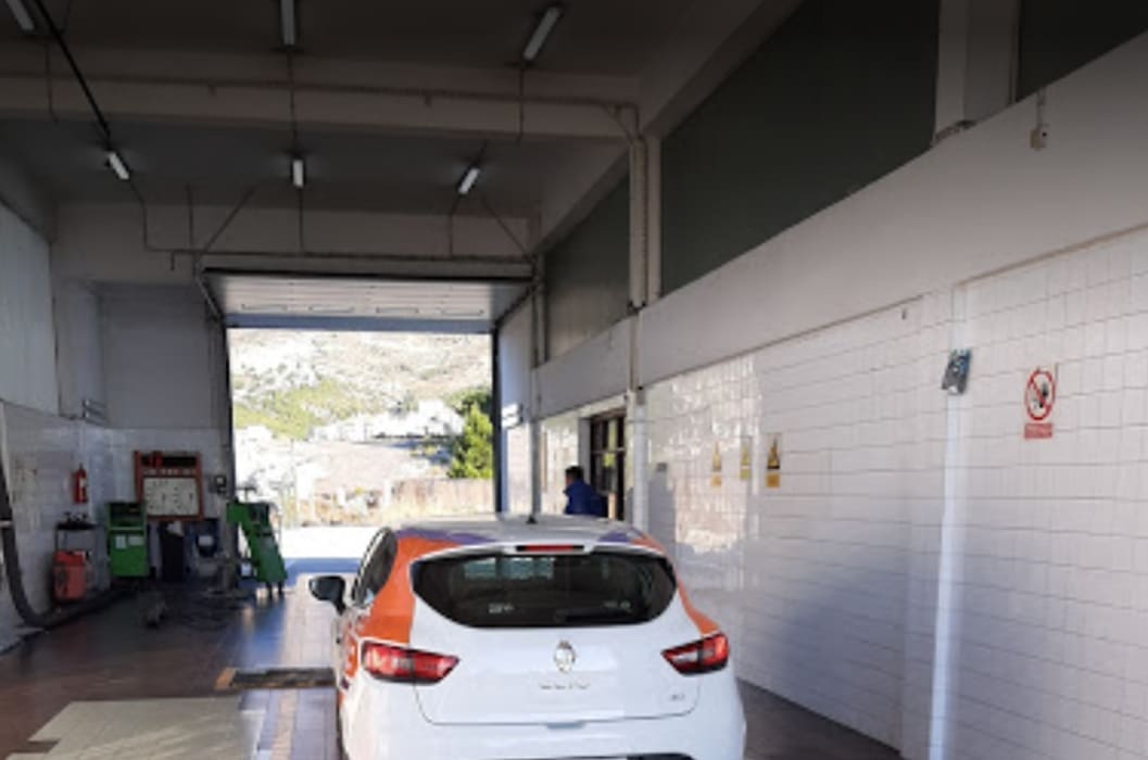 Dugi Rat: Provaljeno u Stanicu za tehnički pregled vozila