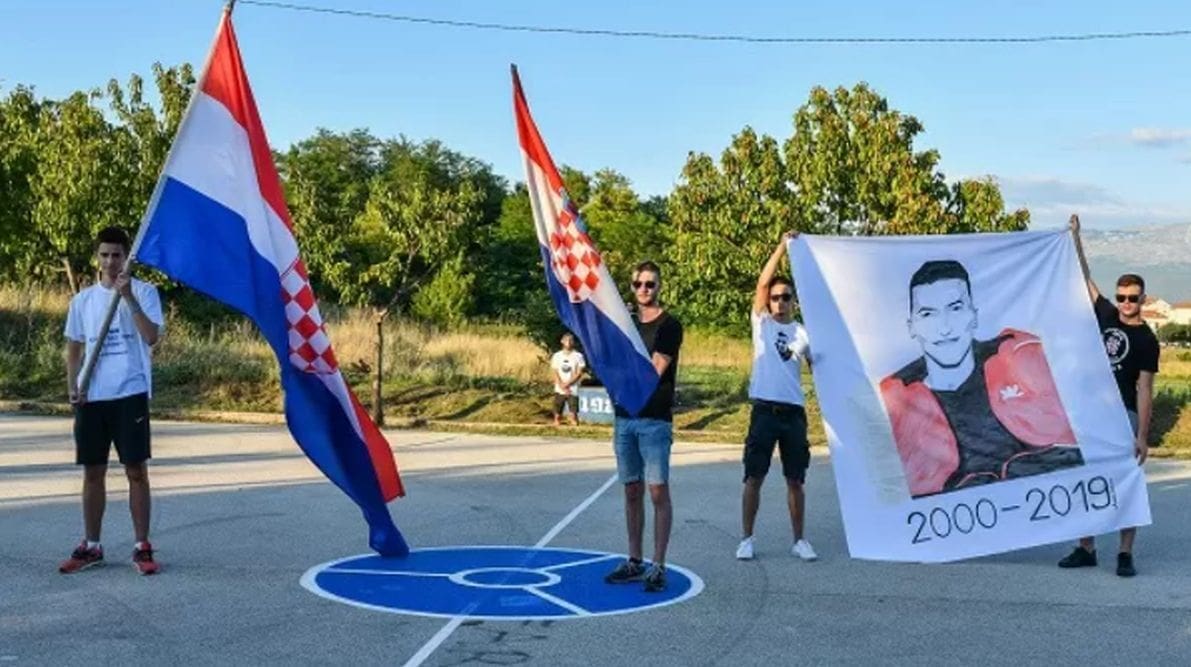 Na sinjskoj Bazani svečano otvoren Memorijalni malonogometni turnir "Jerko Vrca"