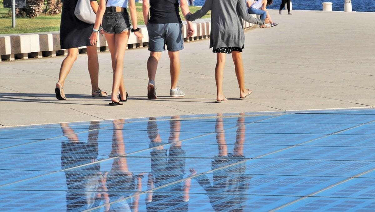 Maturanti ljetovali u Dalmaciji pa se zarazili koronavirusom