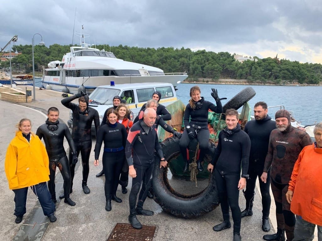 Članovi splitskog HGSS-a iskazali se i u ekološkim akcijama čišćenja podmorja