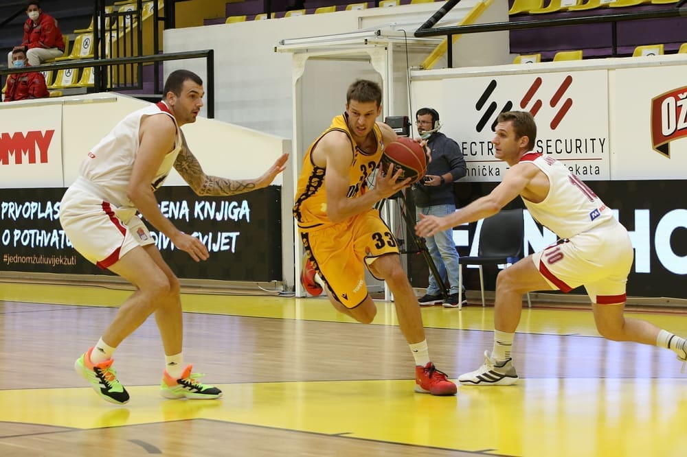 SPLIT IZGUBIO OD ŠIBENKE Domaćini ni u jednom trenutku utakmicu nisu doveli u pitanje