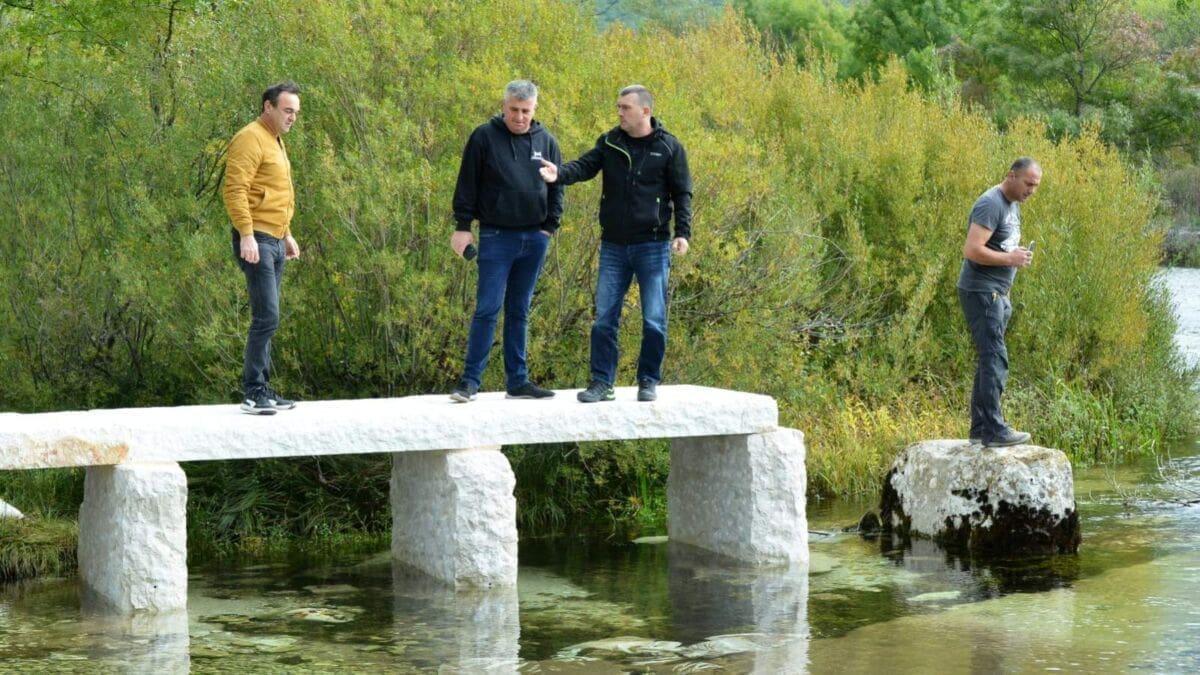 Bulj s braniteljima na Pločastom mostu pozvao na prosvjed ove subote: "Zaustavili smo radove rušenja"