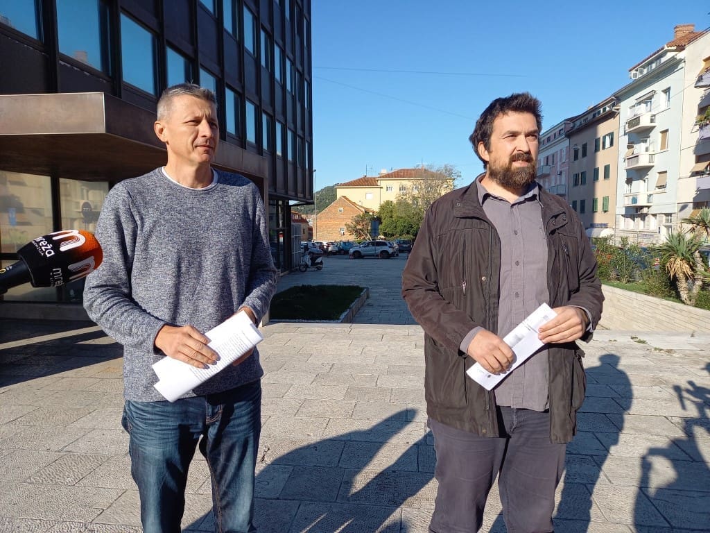 Pametno: Reklame na stupovima su opasnost za Splićane, a Spalatum DMC treba ugasiti