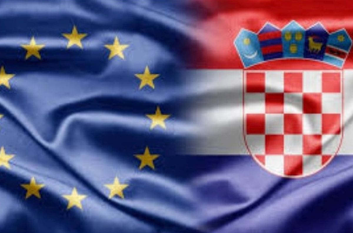 EUreka! Prijave za simulaciju rada EP-a, debatu i pub kviz