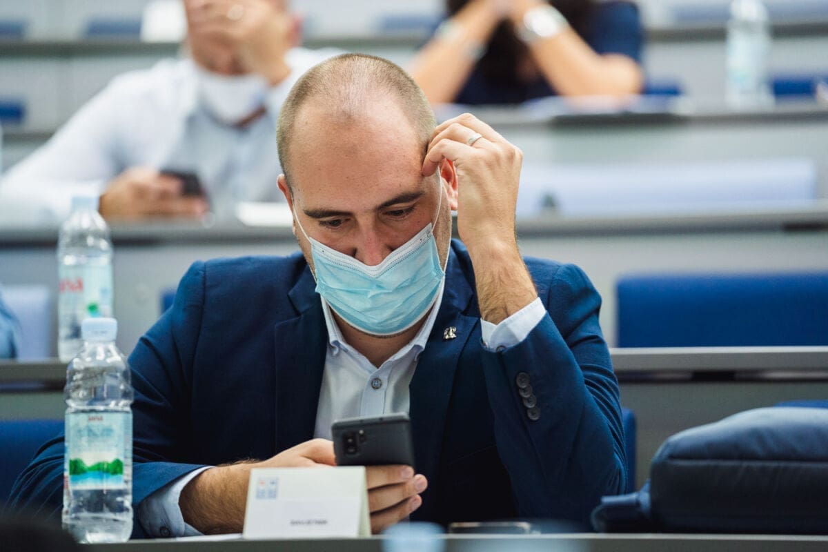 BIVŠI OPARIN SAVJETNIK: "Podmetali su nam noge, ali nisu uspjeli. Neki od njih trebaju izvršit ovo što im je u dotu ostavljeno"