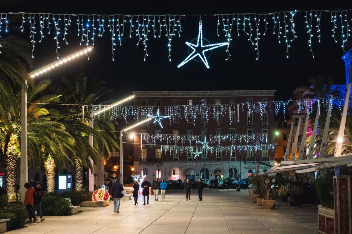 JUGO I KIŠA Odgađa se današnji program Adventa u Splitu