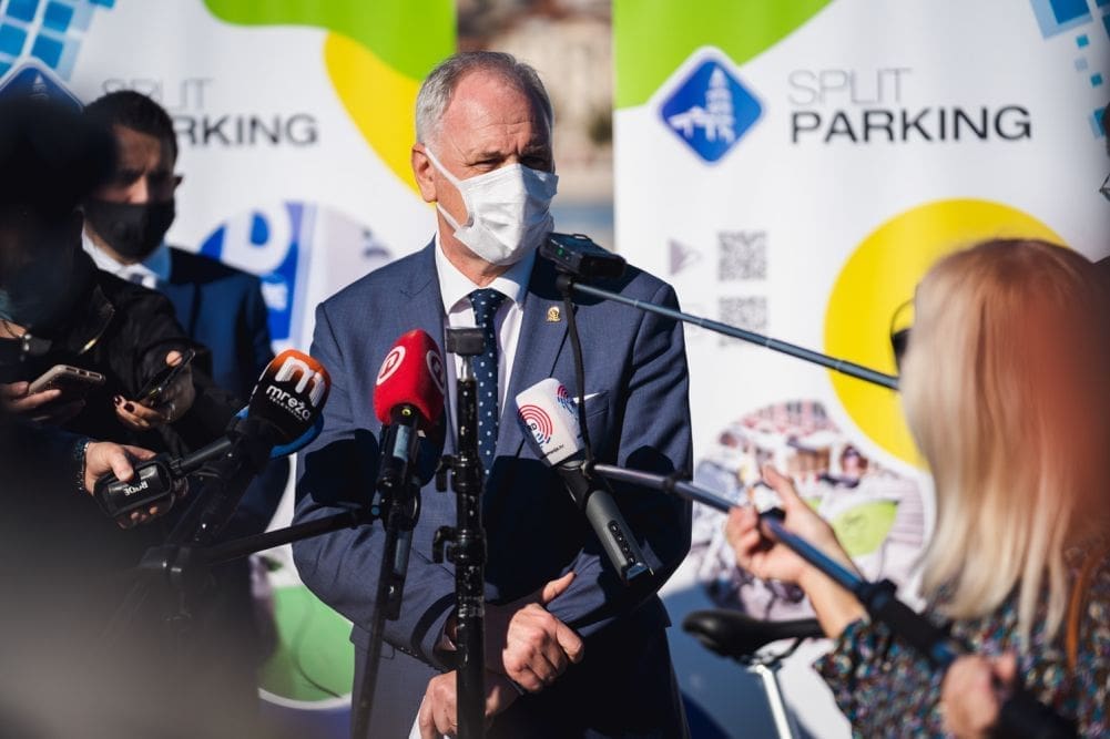 Krstulović Opara o povorci Torcide u Vukovarskoj: Grad nije nadležan za to!