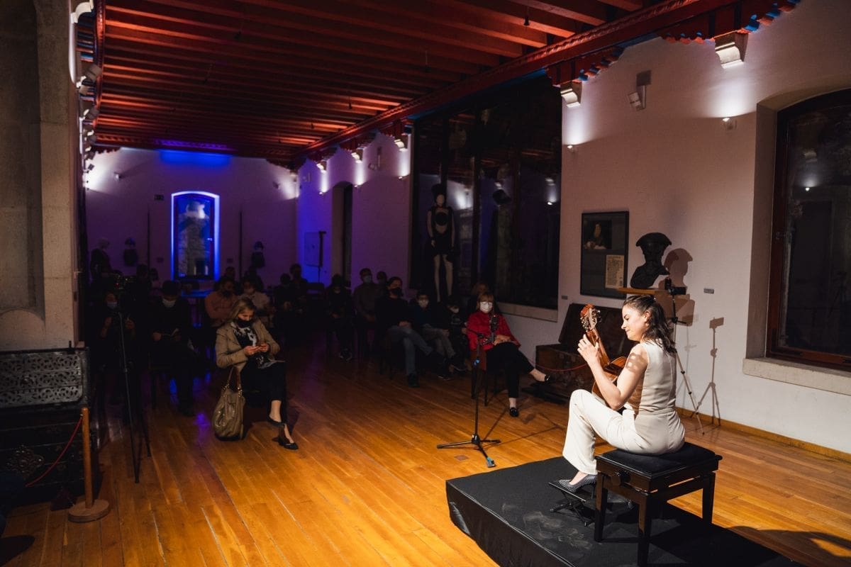 Ana Vidović oduševila slušatelje, Dani klasične gitare nastavljaju se koncertima Splitskog gitarističkog kvarteta