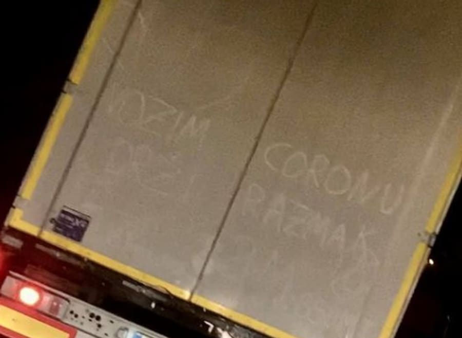 OBJAVA IZAZVALA LAVINU REAKCIJA: Ovaj vozač ozbiljno je shvatio epidemiološke mjere