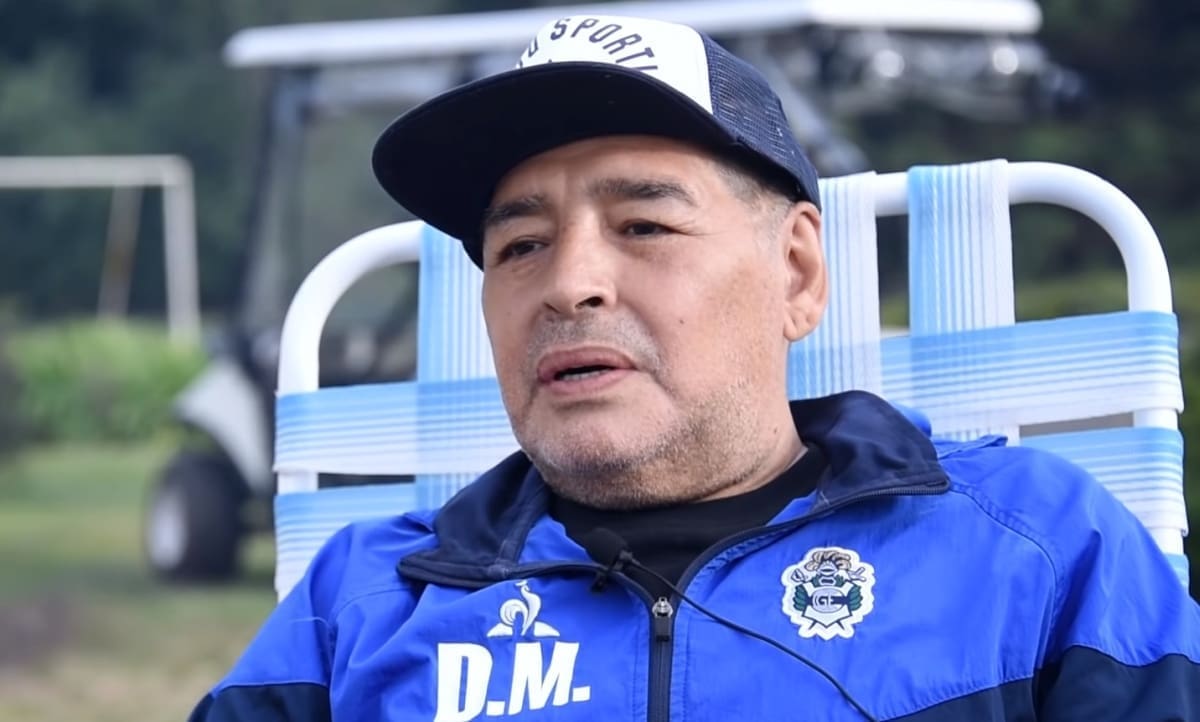 Posljednji Maradonini sati: Probudio se, popio vode, prošetao i vratio u krevet