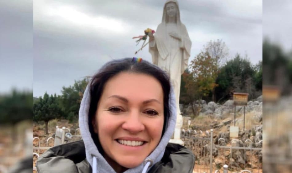 NINA BADRIĆ OTIŠLA U MEĐUGORJE I SNIMILA SELFIE: "Ja ću otvoriti srce i reći da volim te..."