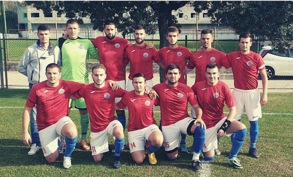 Mosor odigrao prvu utakmicu kao domaćin u Žrnovnici, no nije sve išlo "glatko"