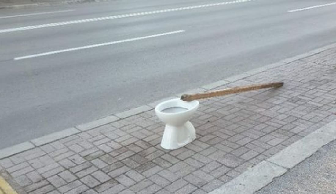 URNEBESNA FOTOGRAFIJA POKRENULA LAVINU REAKCIJA: "Ovo je nova sportska disciplina"