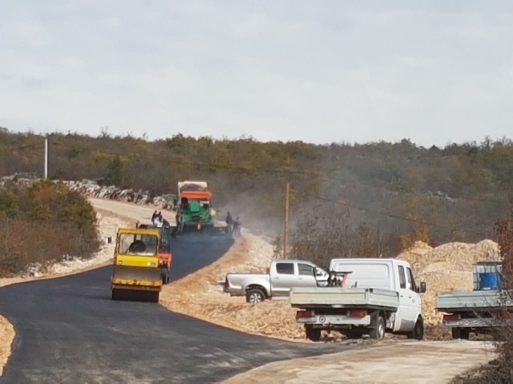 OTKLONJENA OPASNOST ZA VOZAČE Sanacija županijske ceste ŽC 6200 dionica Nogale – Lozine