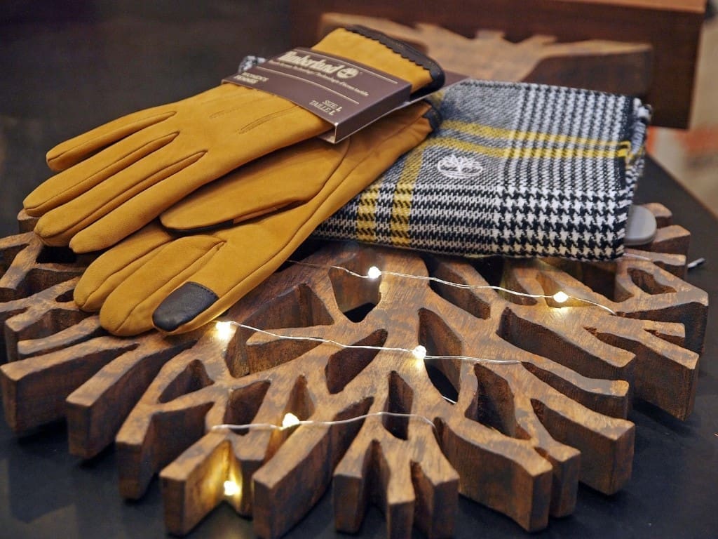 Bonton darivanja: Kad je pristojno darovati Timberland odjeću i modne detalje?