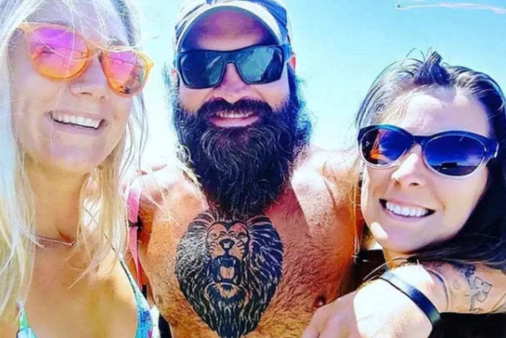 UPUCALI JE NA PROSVJEDU Veteranka je prije toga sretno živjela s mužem i djevojkom