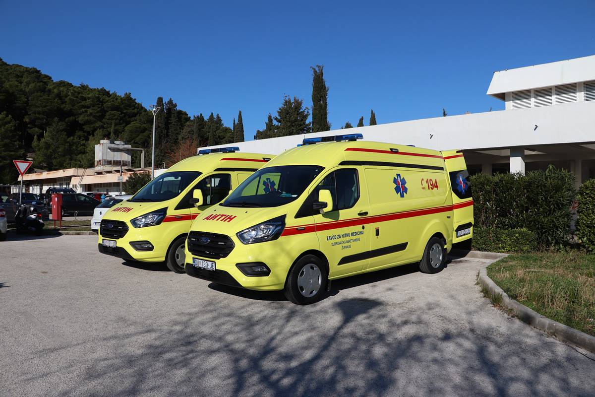 hitna-pomoc-vozila-2
