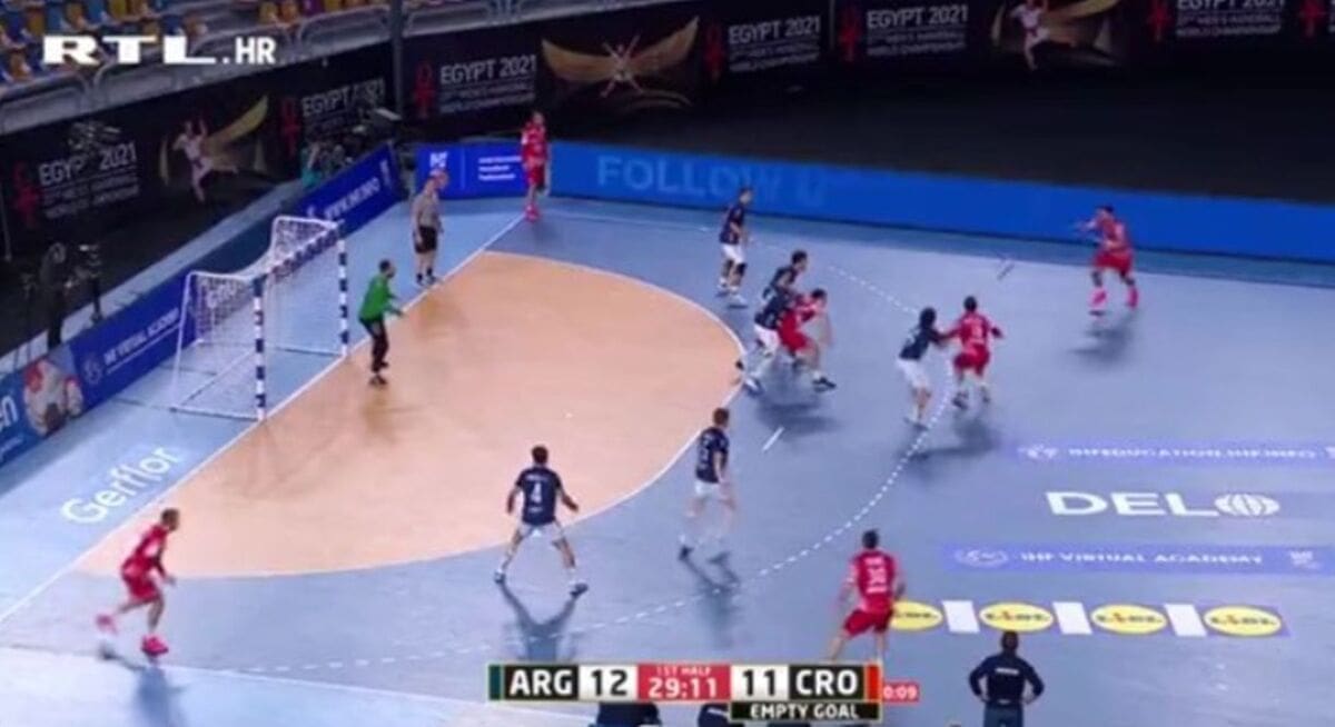 POTOP NAŠIH RUKOMETAŠA U KAIRU Senzacionalna pobjeda Argentine na SP u Egiptu