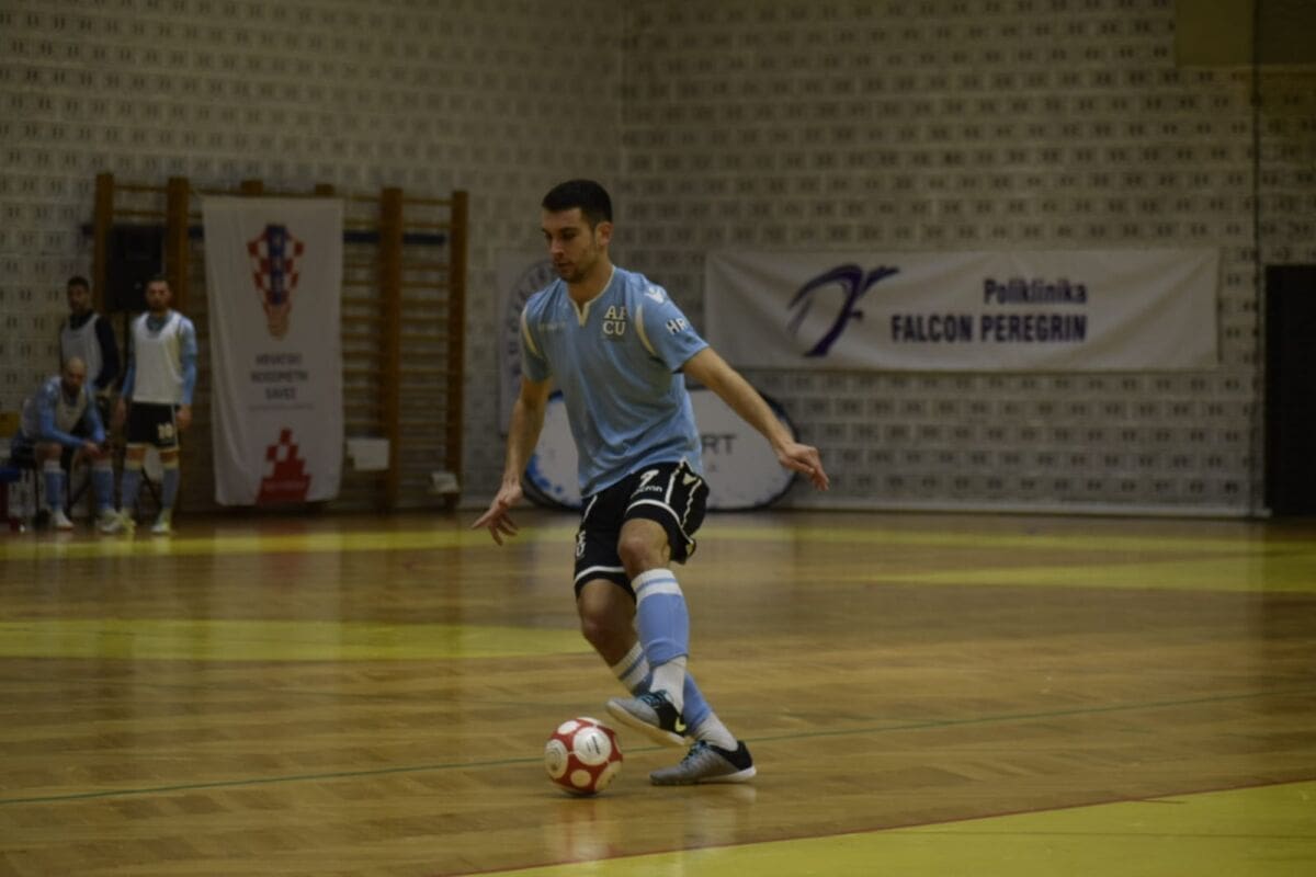 universitas_square (2)