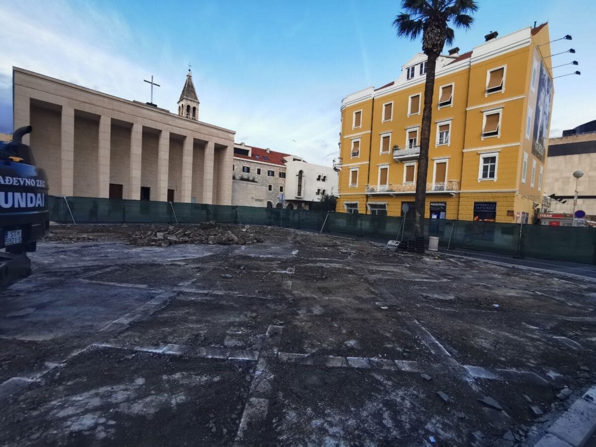 trg gaje bulata obnova (1)