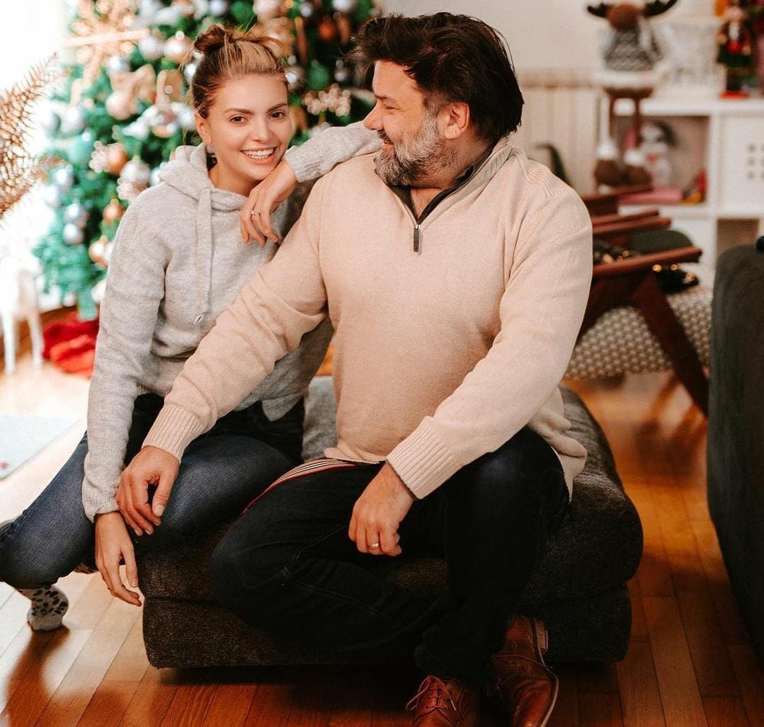 Suprug Elle Dvornik vratio se u London: "'Nije lijepo, ali...". Ona za to vrijeme partija