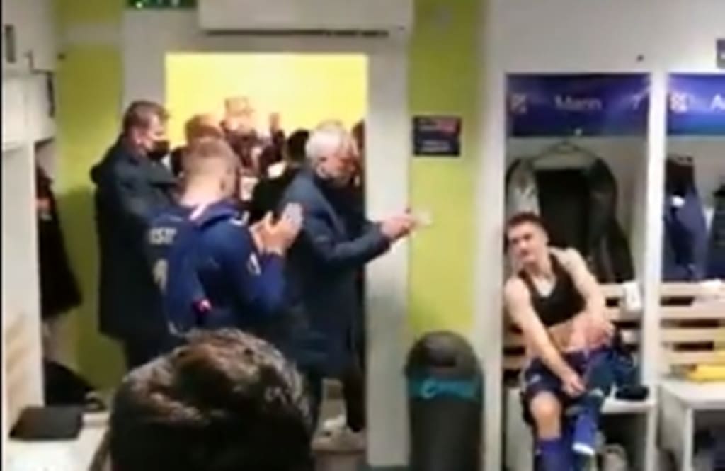 VIDEO Legendarni Mourinho upao u svlačionicu Dinama i zapljeskao igračima