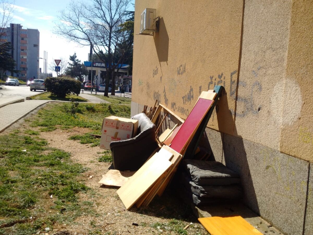 plokite pozeska smece (1)