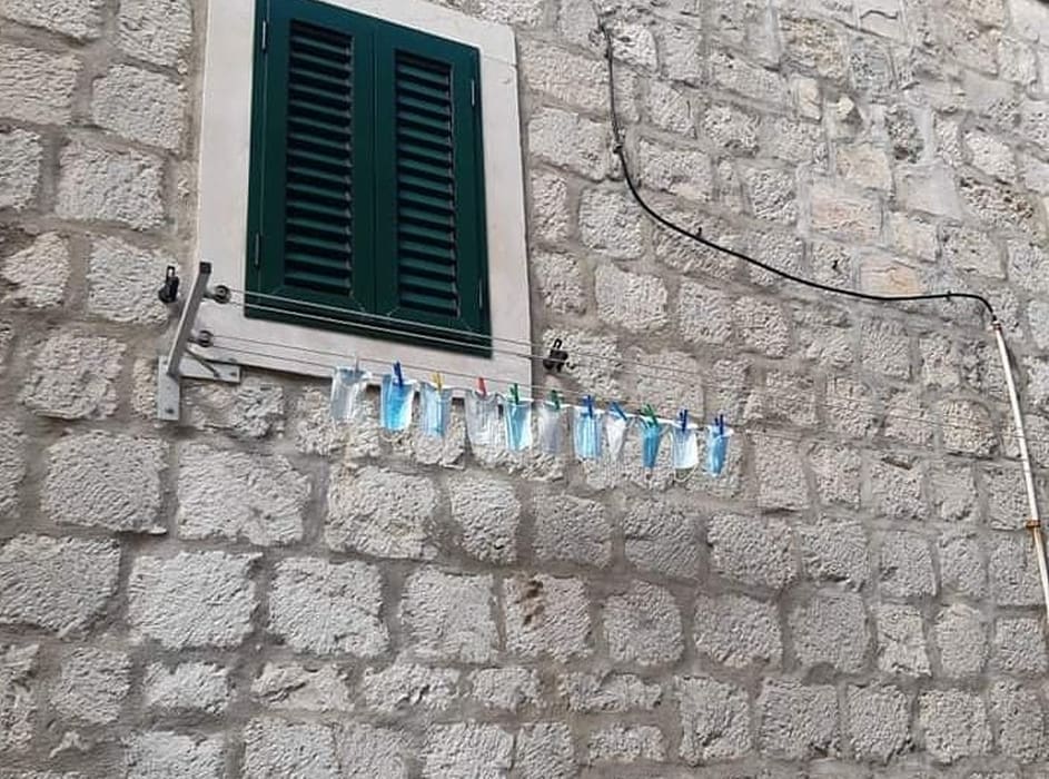 "Ima li igdi u nas i'ko normalan?": Urnebesan prizor sa splitskog prozora