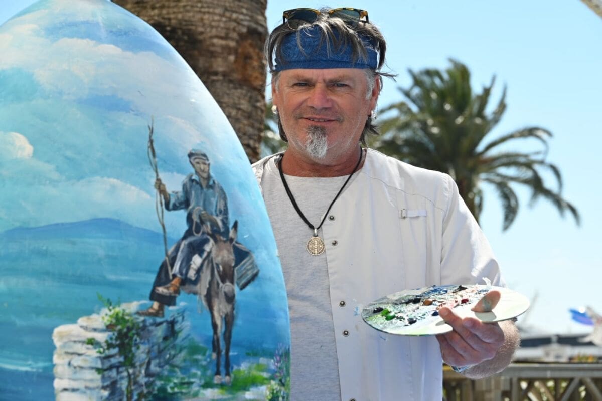 Predivne uskrsne pisanice mame poglede na splitskoj Rivi: Na njima dominiraju motivi Dalmacije