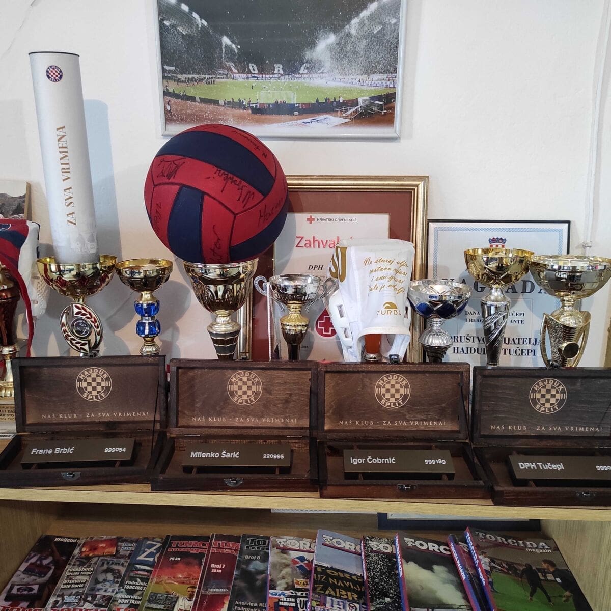 KAKVA GESTA IZ DALMACIJE Tri preminula sumještana upisali u park Za sva vrimena: "I onda kad ne bude nas bilo"